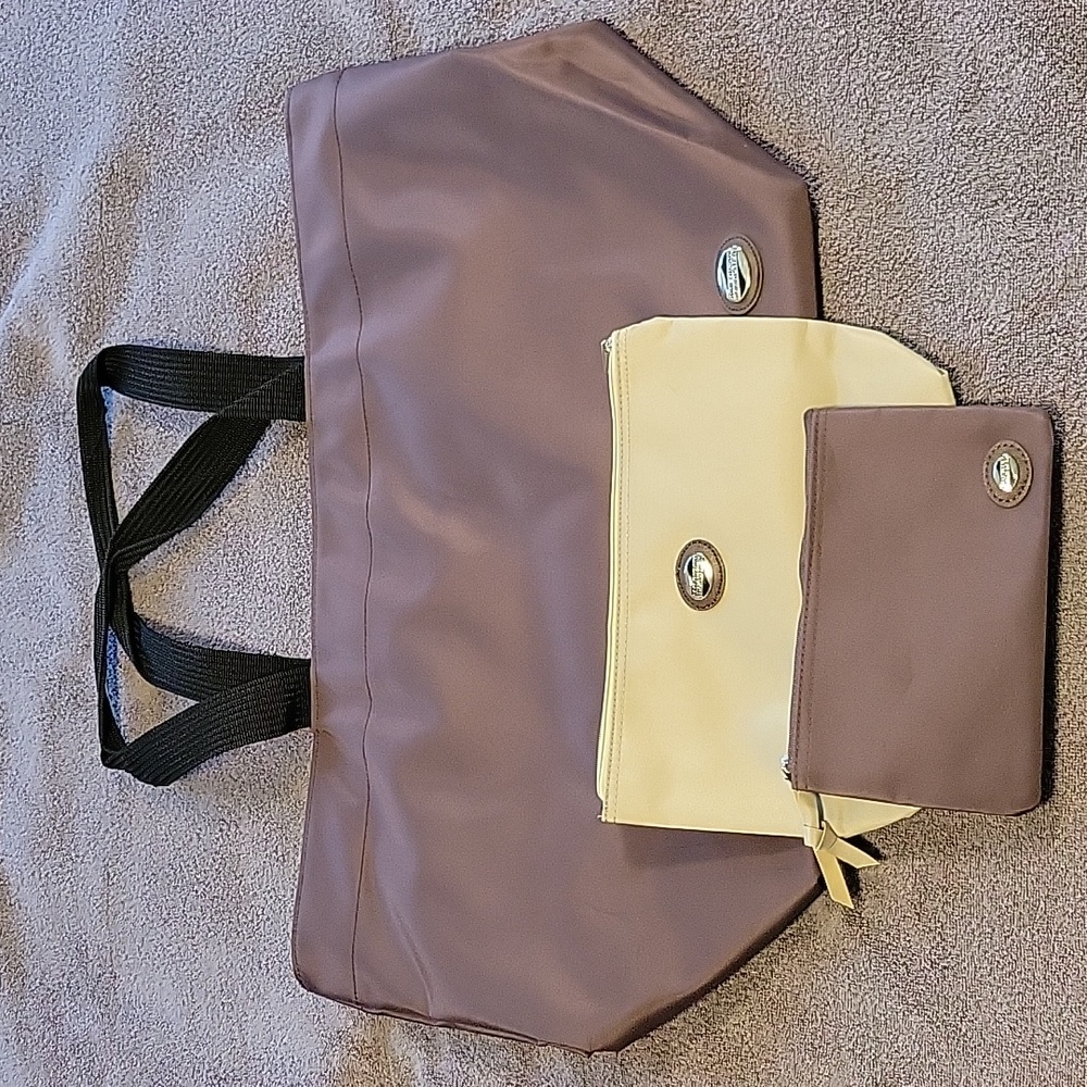 American Tourister Tote